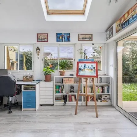 Charmante Maison Avec Jardin Proche Bordeaux Holiday home